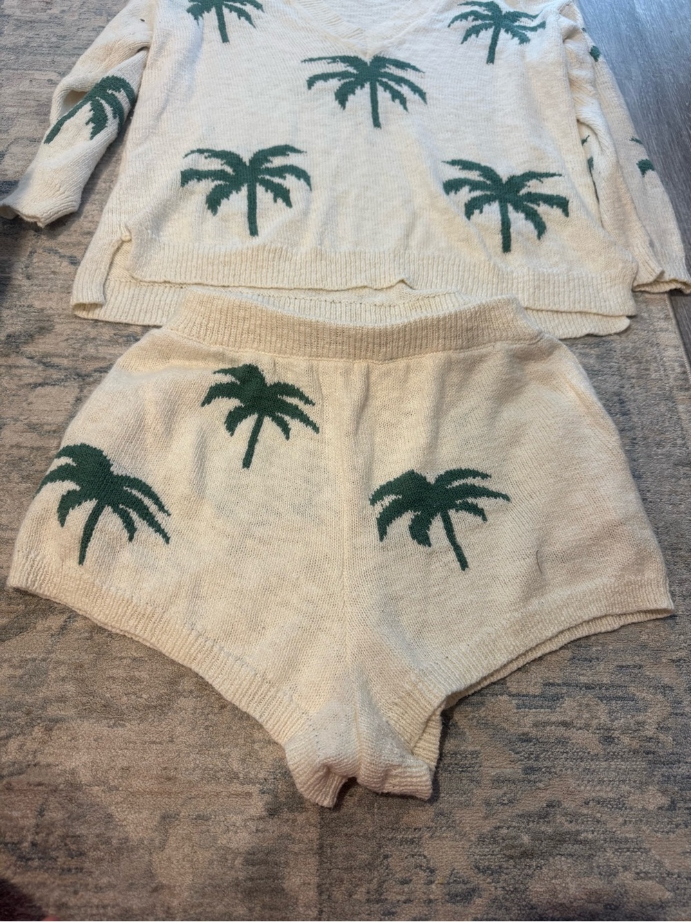 Show me your Mumu Cream Green Palm Tree knie set - Picture 5 of 9